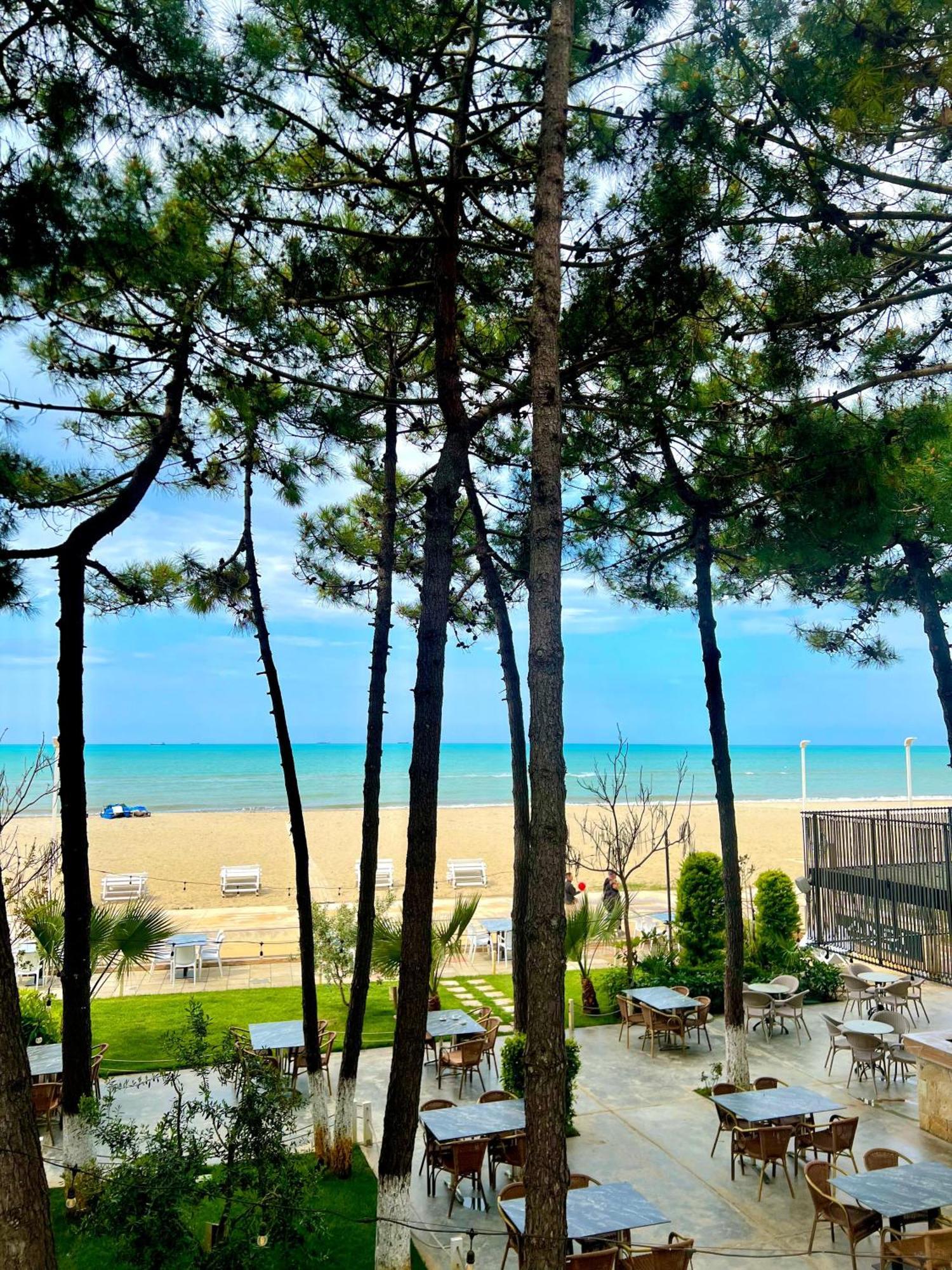 דורס Hotel Andi מראה חיצוני תמונה
