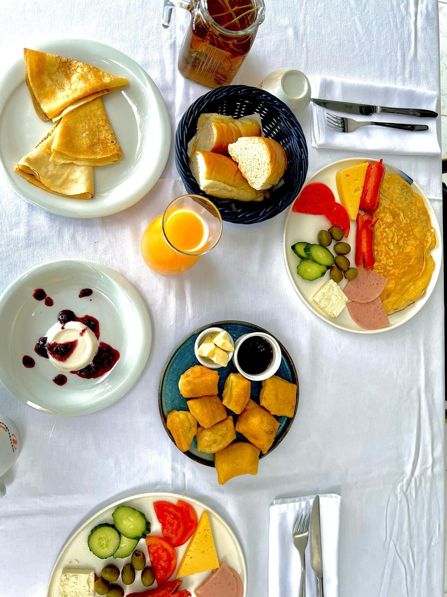 דורס Hotel Andi מראה חיצוני תמונה